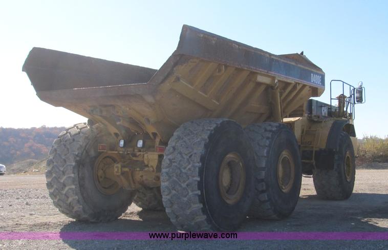 image for item B2063 1997 Caterpillar D400E 6x6 articulating dump truck