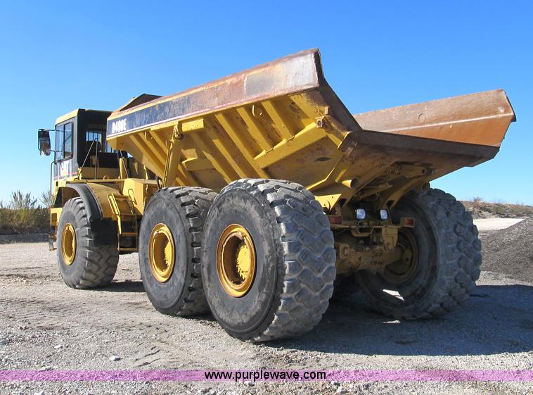 image for item B2063 1997 Caterpillar D400E 6x6 articulating dump truck