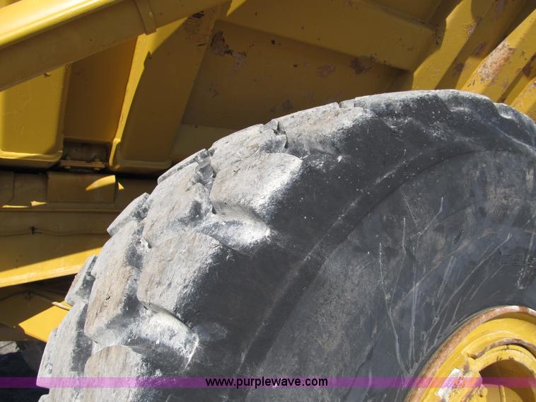 image for item B2063 1997 Caterpillar D400E 6x6 articulating dump truck