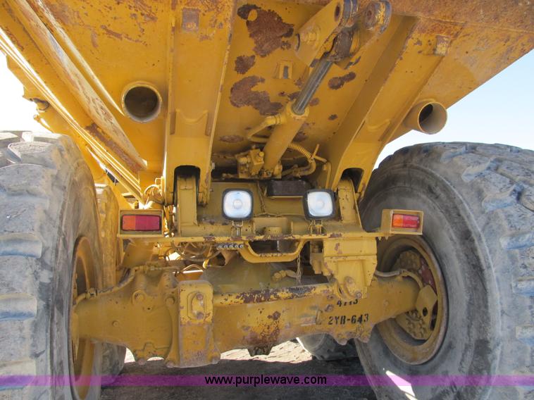 image for item B2063 1997 Caterpillar D400E 6x6 articulating dump truck