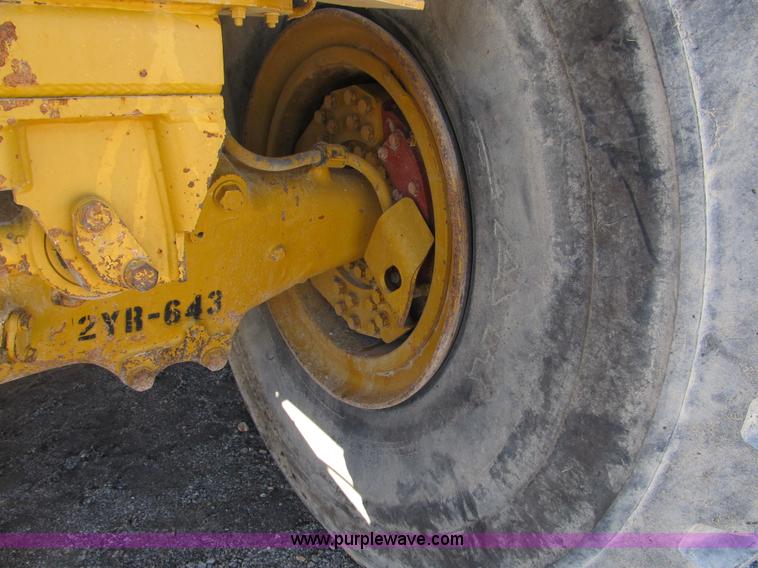 image for item B2063 1997 Caterpillar D400E 6x6 articulating dump truck
