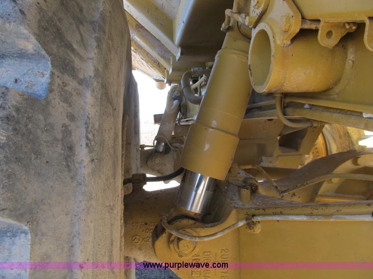 image for item B2063 1997 Caterpillar D400E 6x6 articulating dump truck