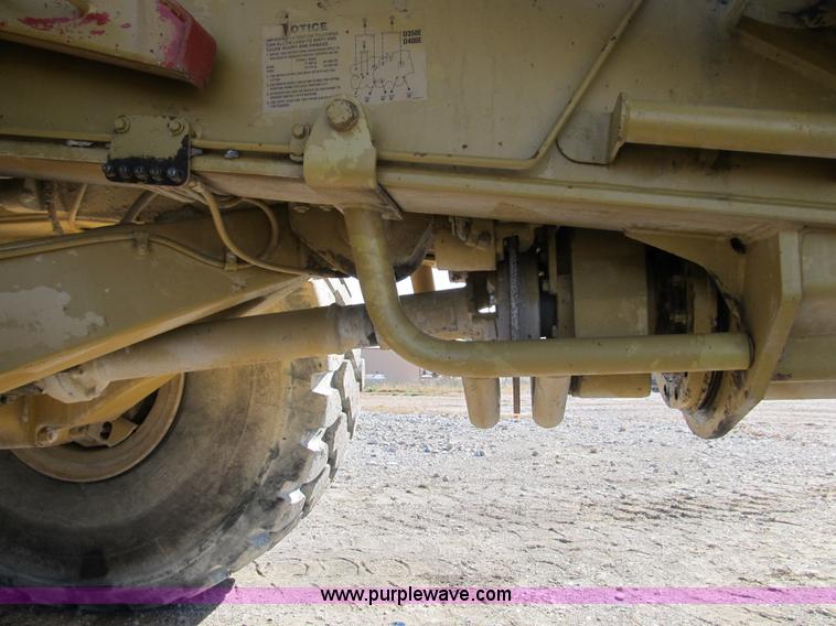 image for item B2063 1997 Caterpillar D400E 6x6 articulating dump truck
