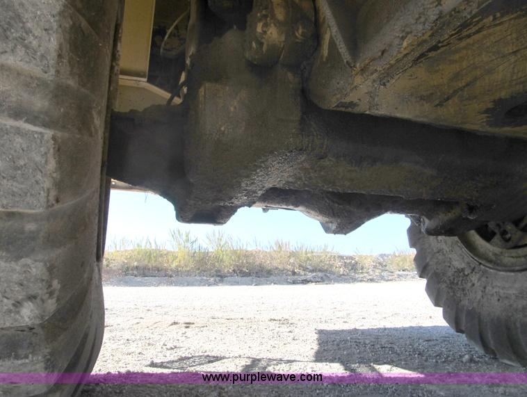 image for item B2063 1997 Caterpillar D400E 6x6 articulating dump truck