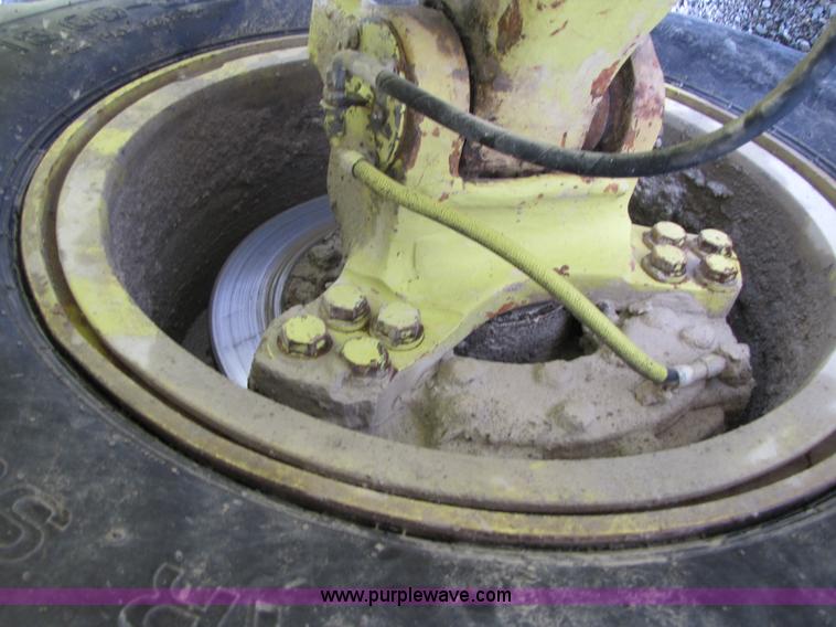 image for item B2064 1994 Euclid R35 off road end dump truck