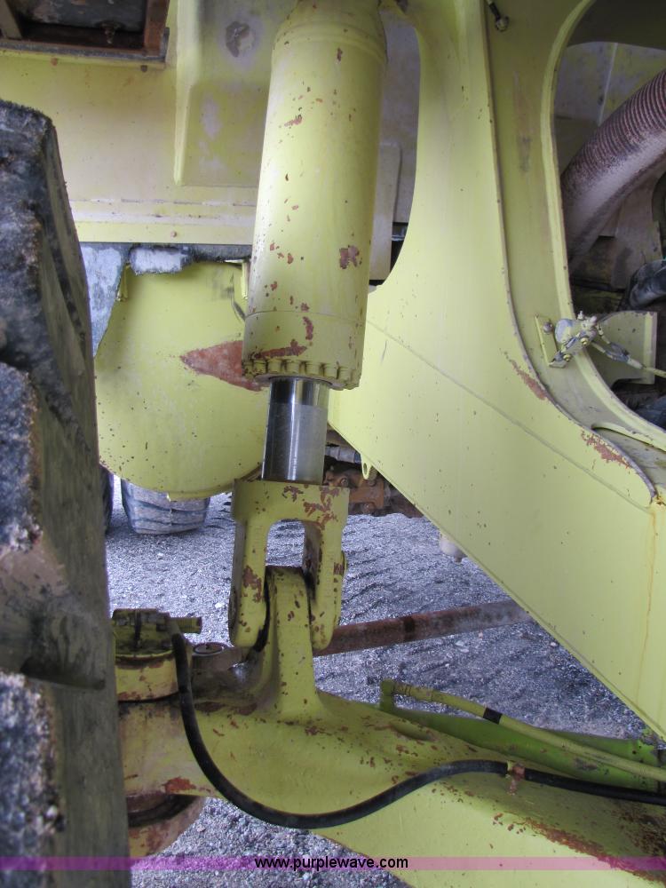 image for item B2064 1994 Euclid R35 off road end dump truck