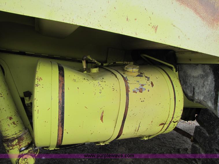 image for item B2064 1994 Euclid R35 off road end dump truck