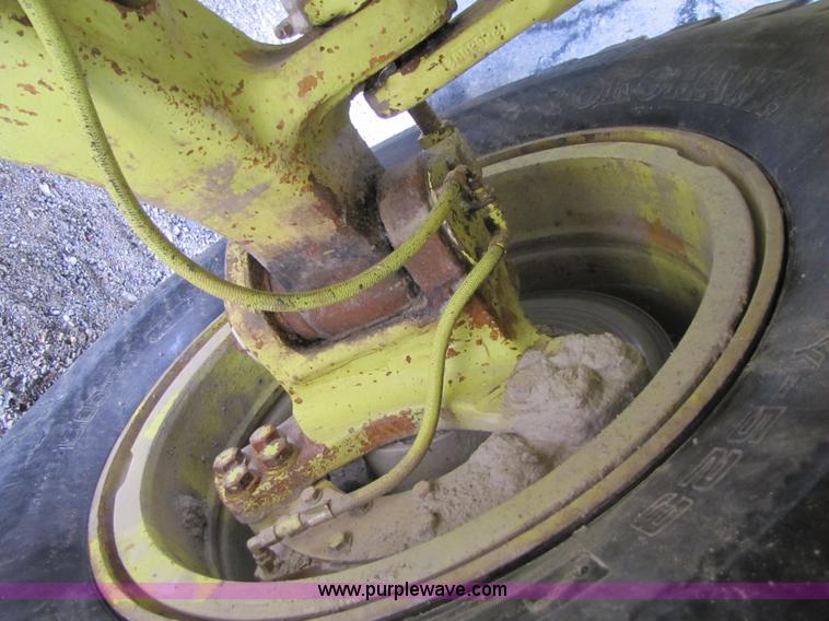 image for item B2064 1994 Euclid R35 off road end dump truck