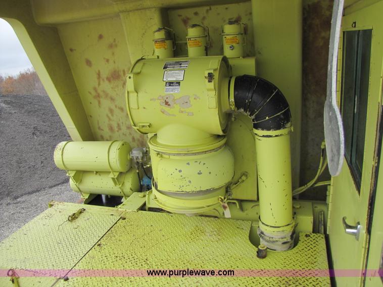 image for item B2064 1994 Euclid R35 off road end dump truck