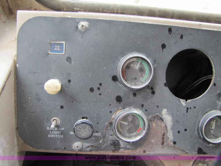 image for item B2064 1994 Euclid R35 off road end dump truck