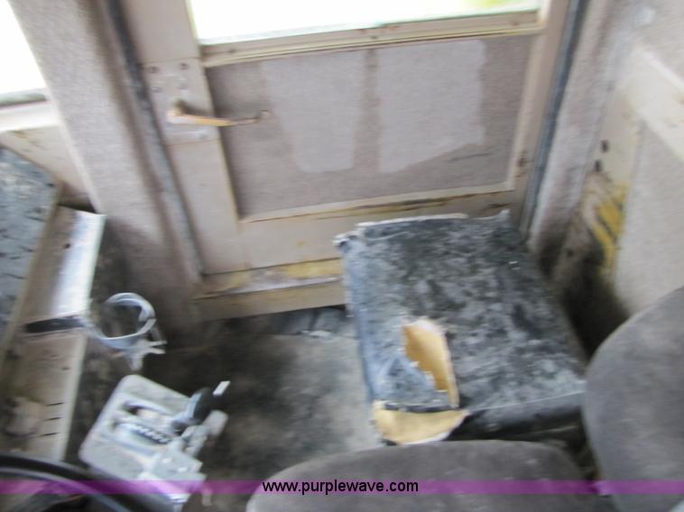 image for item B2064 1994 Euclid R35 off road end dump truck