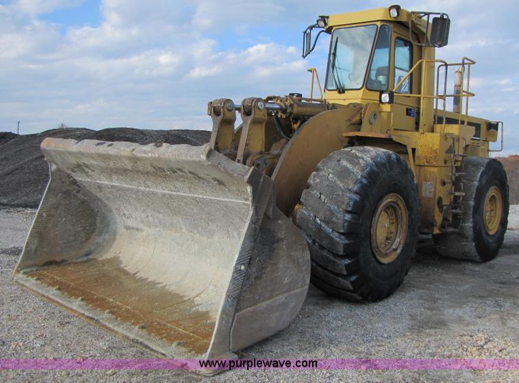 image for item B2065 1992 Caterpillar 980F wheel loader