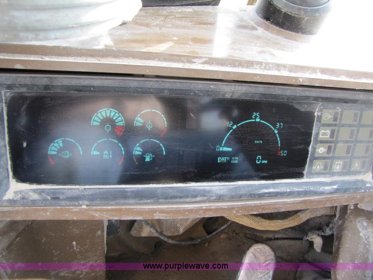 image for item B2065 1992 Caterpillar 980F wheel loader