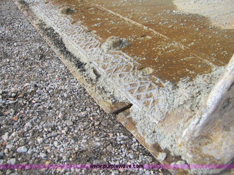 image for item B2065 1992 Caterpillar 980F wheel loader