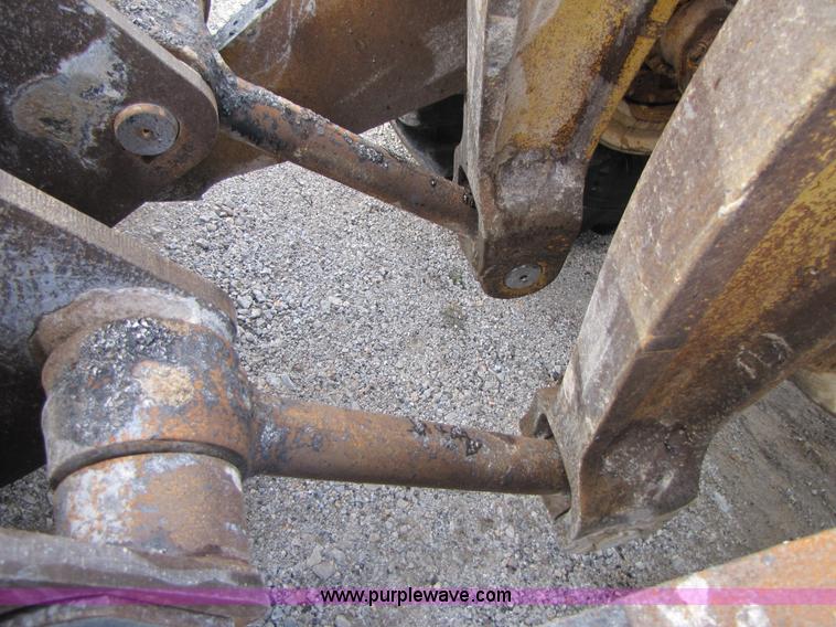 image for item B2065 1992 Caterpillar 980F wheel loader