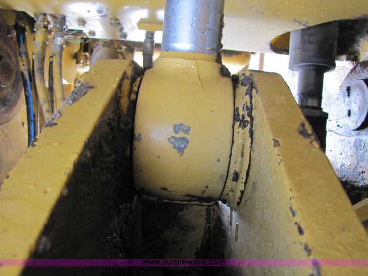 image for item B2065 1992 Caterpillar 980F wheel loader