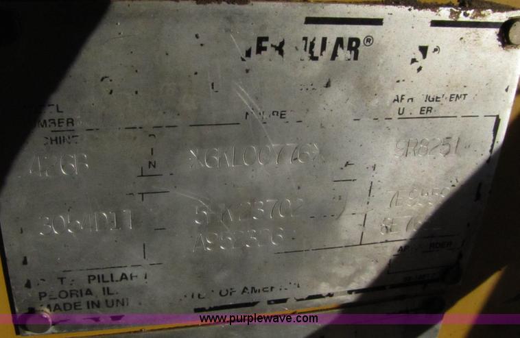 image for item B2069 1995 Caterpillar 426B 4x4 loader backhoe