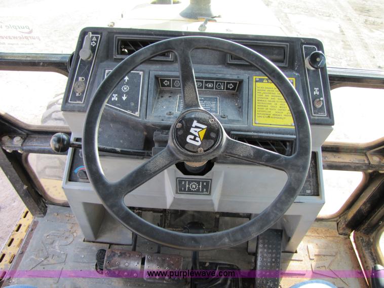 image for item B2069 1995 Caterpillar 426B 4x4 loader backhoe