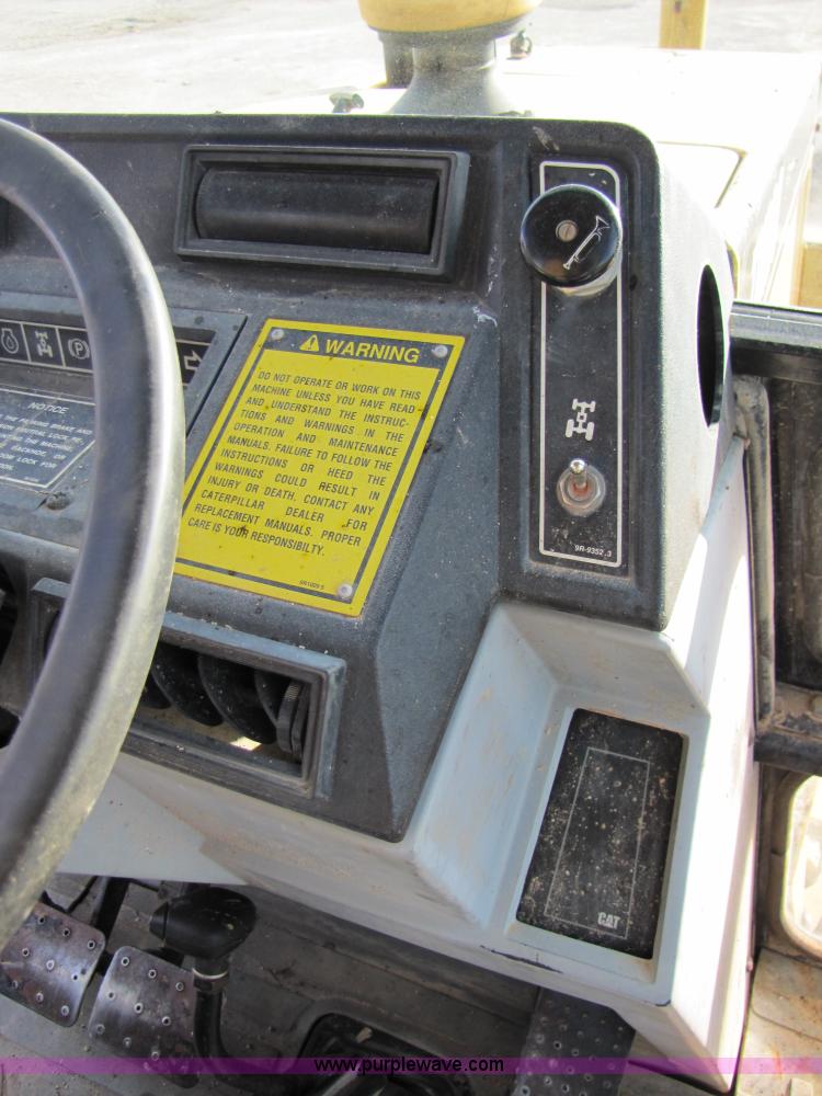 image for item B2069 1995 Caterpillar 426B 4x4 loader backhoe