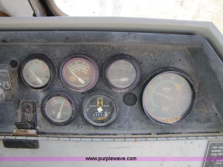 image for item B2069 1995 Caterpillar 426B 4x4 loader backhoe