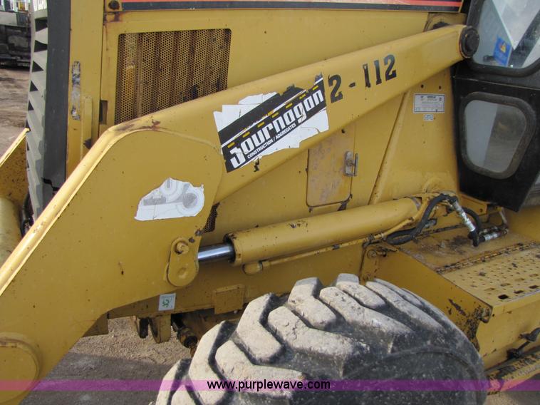 image for item B2069 1995 Caterpillar 426B 4x4 loader backhoe