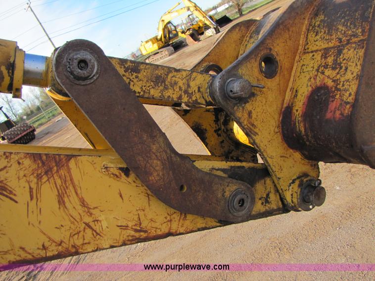 image for item B2069 1995 Caterpillar 426B 4x4 loader backhoe