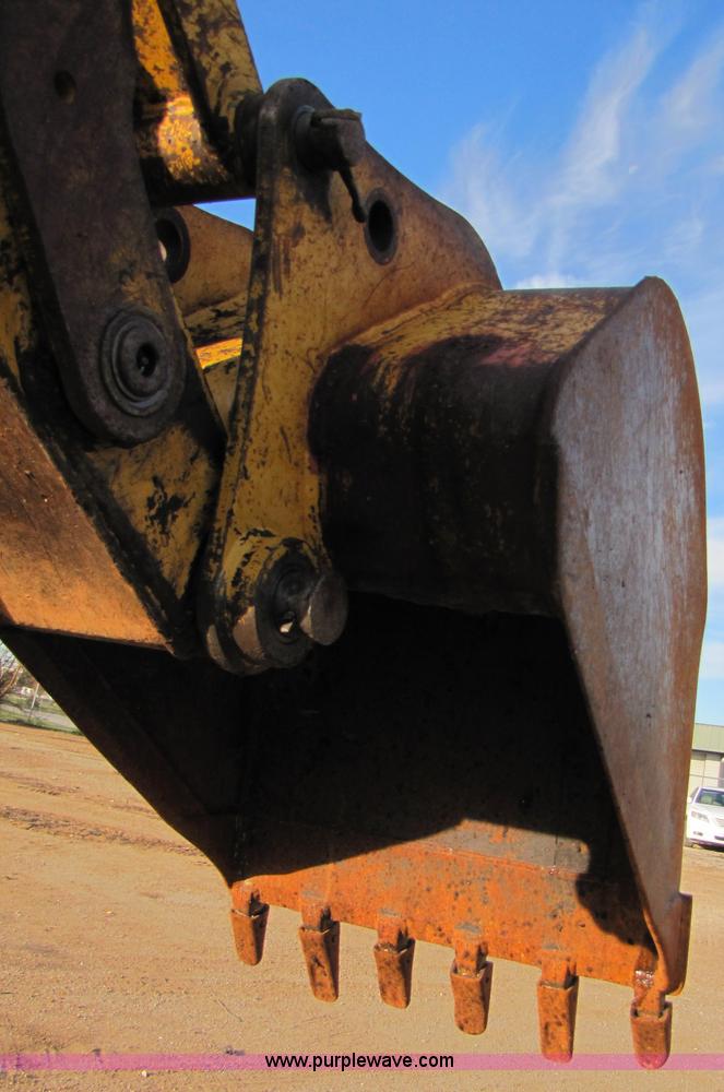 image for item B2069 1995 Caterpillar 426B 4x4 loader backhoe