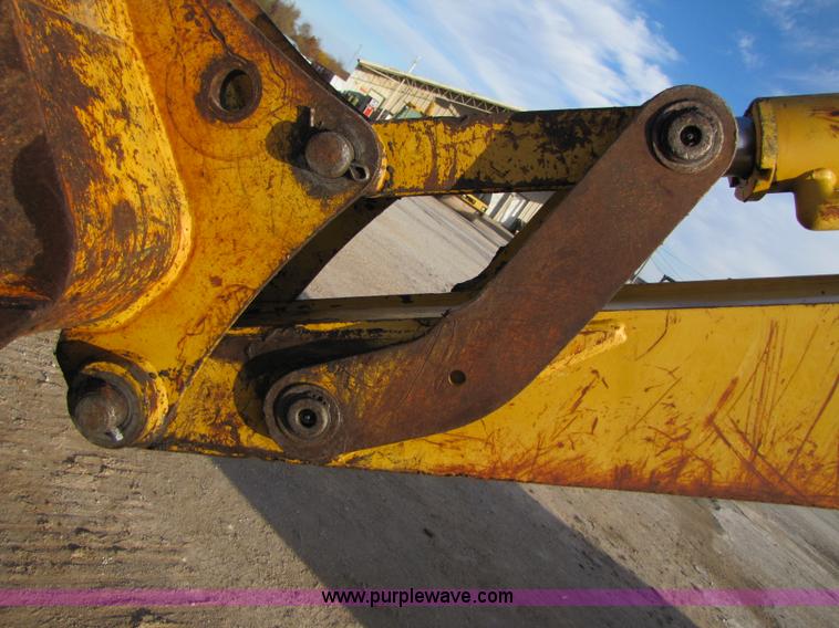 image for item B2069 1995 Caterpillar 426B 4x4 loader backhoe