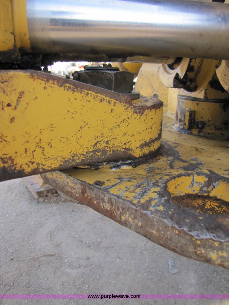 image for item B2069 1995 Caterpillar 426B 4x4 loader backhoe
