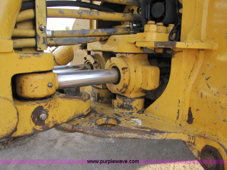image for item B2069 1995 Caterpillar 426B 4x4 loader backhoe