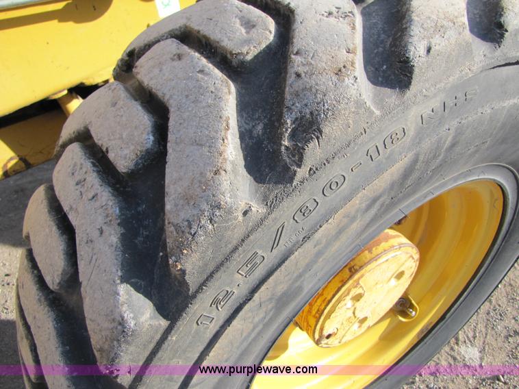 image for item B2069 1995 Caterpillar 426B 4x4 loader backhoe