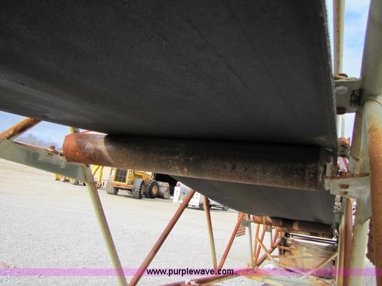 image for item B2070 1995 Marco 30in x 80' portable stacking conveyor