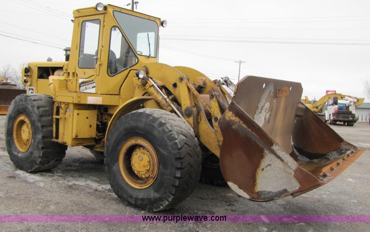 image for item B2072 1979 Caterpillar 966C wheel loader