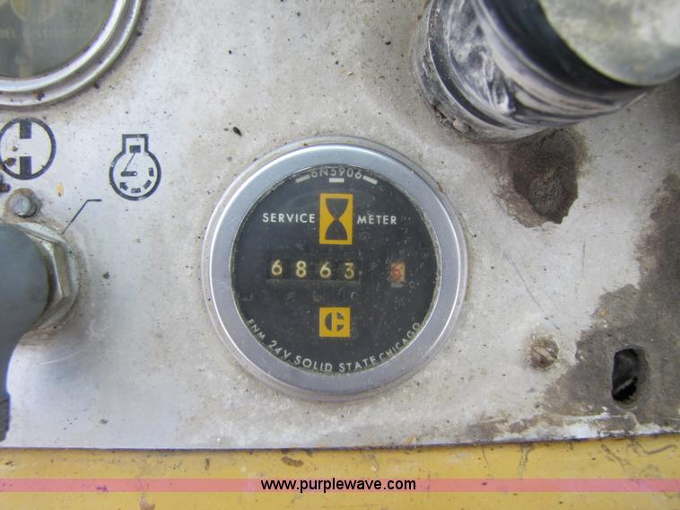 image for item B2072 1979 Caterpillar 966C wheel loader