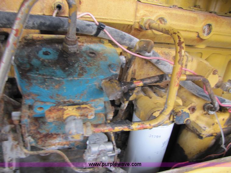 image for item B2072 1979 Caterpillar 966C wheel loader