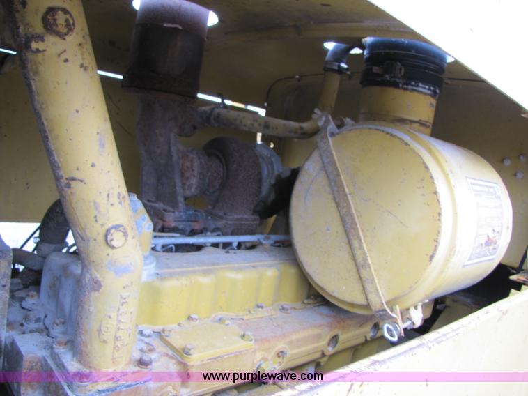 image for item B2072 1979 Caterpillar 966C wheel loader
