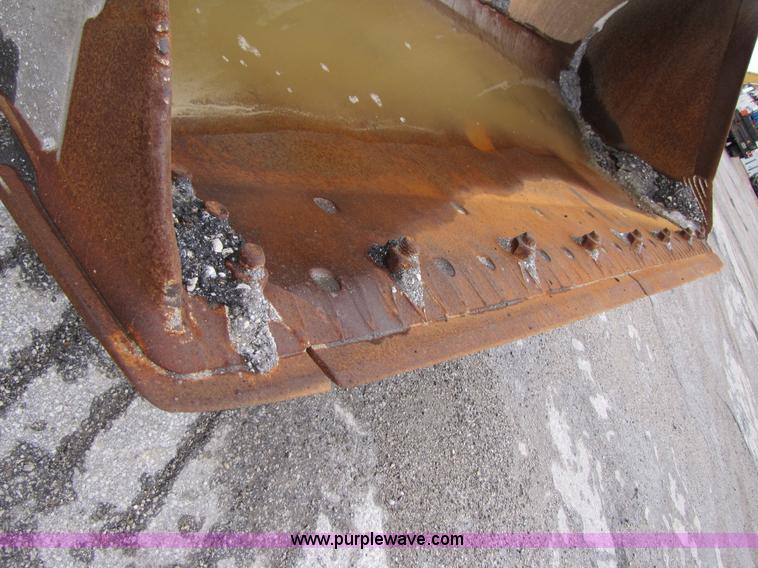 image for item B2072 1979 Caterpillar 966C wheel loader