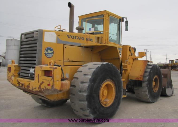 image for item B2073 1994 Volvo L150 wheel loader