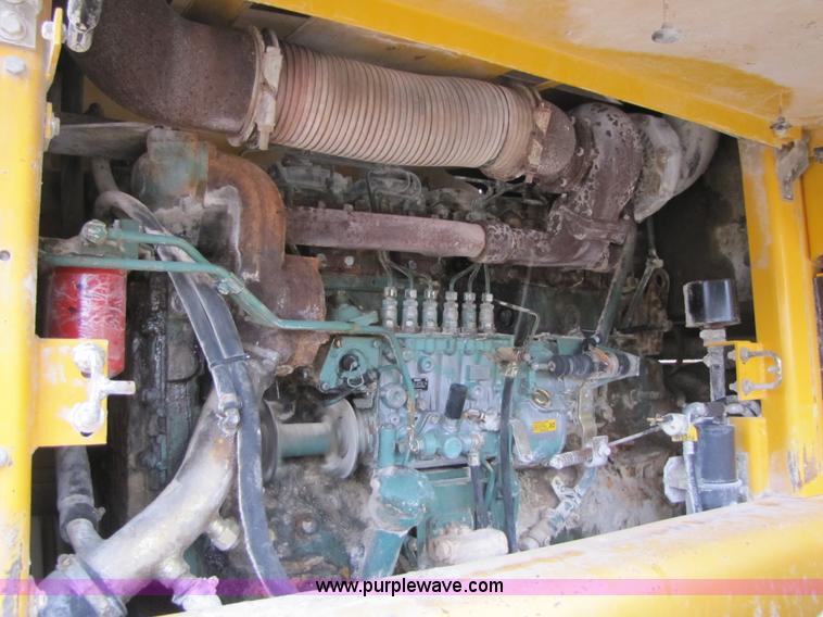 image for item B2073 1994 Volvo L150 wheel loader