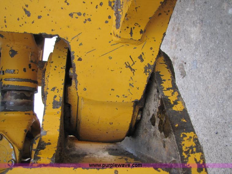 image for item B2073 1994 Volvo L150 wheel loader