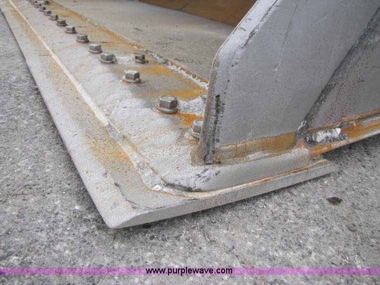 image for item B2073 1994 Volvo L150 wheel loader