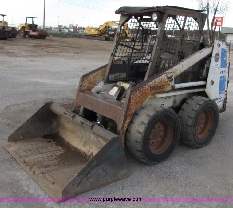 image for item B2076 1991 Bobcat 743B skid steer