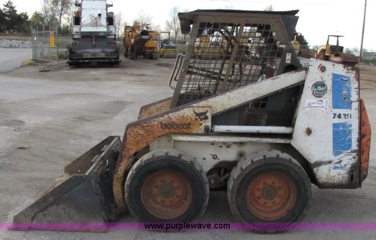 image for item B2076 1991 Bobcat 743B skid steer