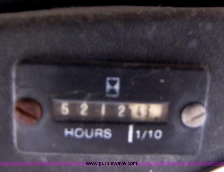 image for item B2076 1991 Bobcat 743B skid steer