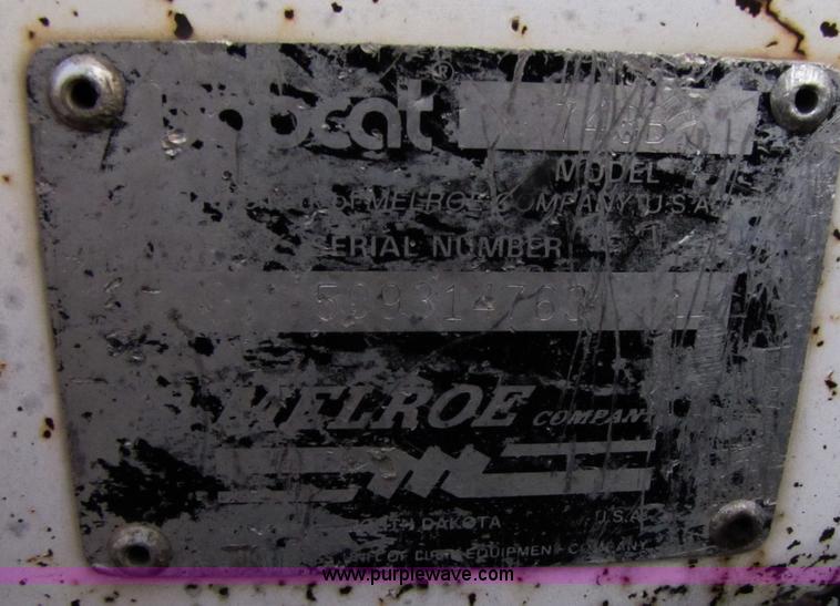 image for item B2076 1991 Bobcat 743B skid steer