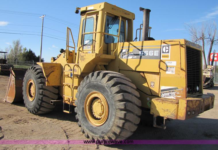 image for item B2077 1988 Caterpillar 966E wheel loader
