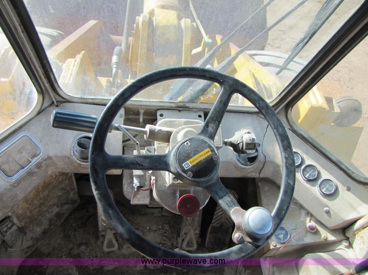 image for item B2077 1988 Caterpillar 966E wheel loader