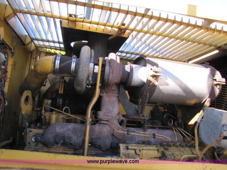 image for item B2077 1988 Caterpillar 966E wheel loader