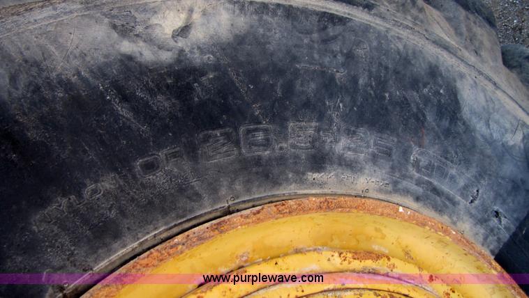 image for item B2077 1988 Caterpillar 966E wheel loader