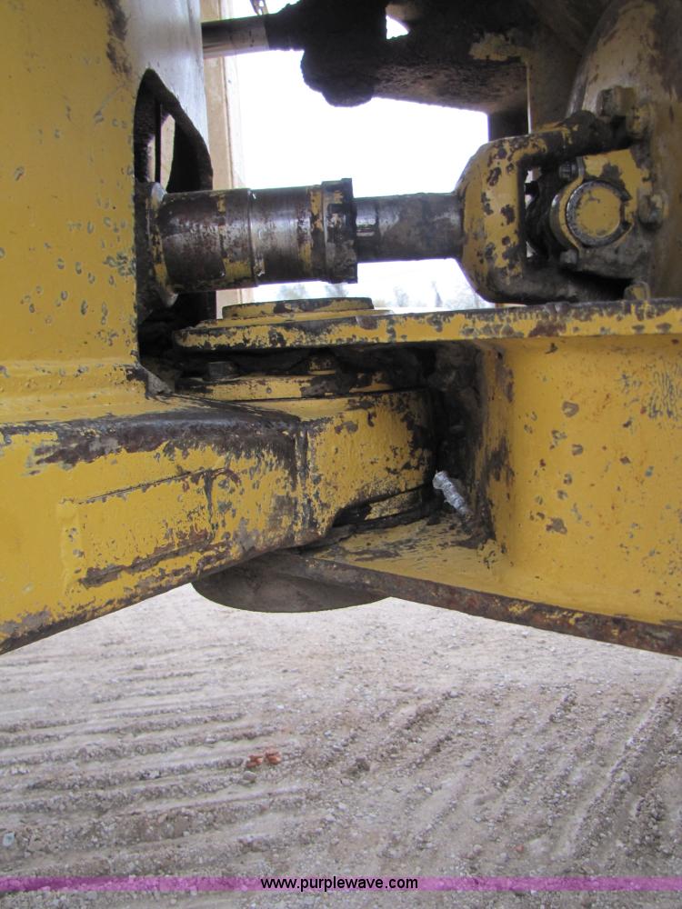 image for item B2091 1985 Caterpillar 950B wheel loader